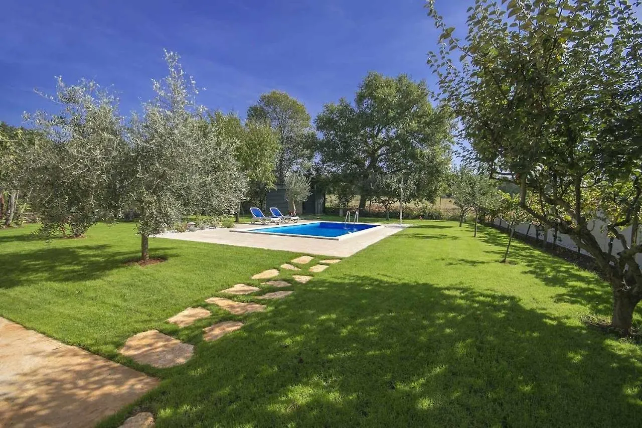 Villa Oliva Poreč Nyaraló